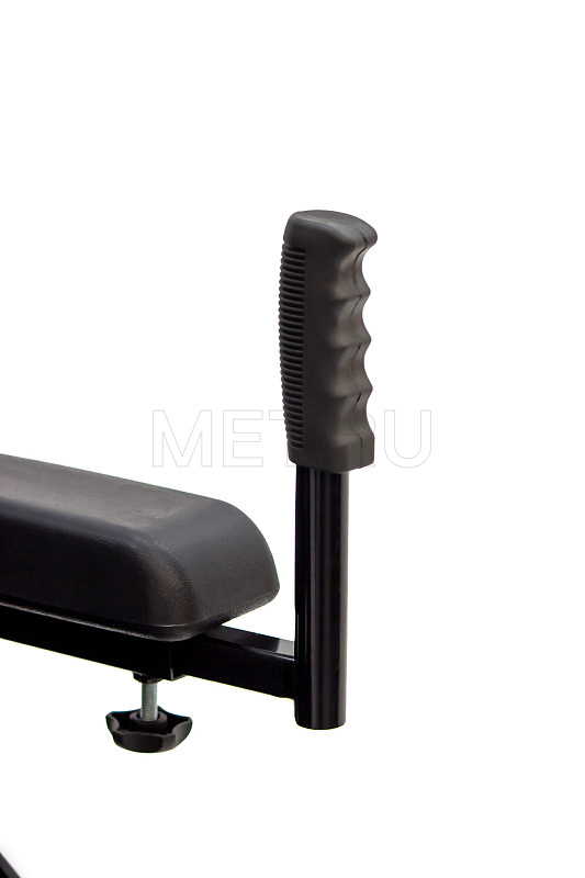 MET INVACAR Кресло-коляска с электроприводом МЕТ