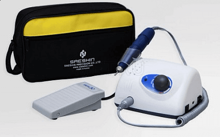 Аппарат для маникюра, с педалью и в сумке (35000 об/мин) Strong 210/105L Аппарат для маникюра, с педалью и в сумке (35000 об/мин)