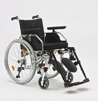 Кресло-коляска с подъемными подножками, различные размеры, без подушки