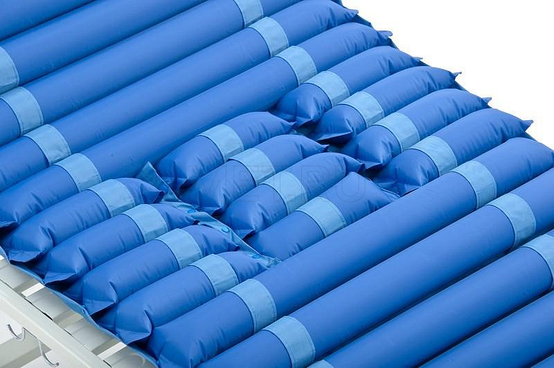 MET BASIC-100 Бесшумный противопролежневый трубчатый матрас с отверстием для туалета MET