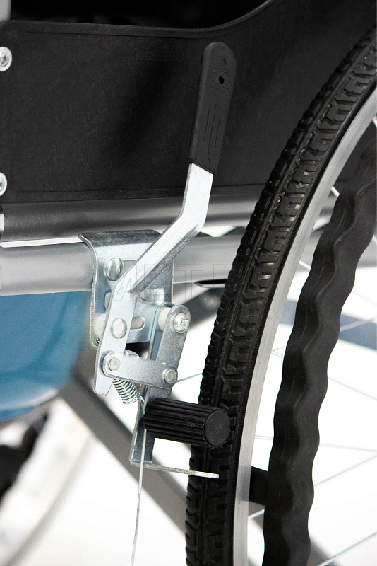 MET STADIK 100 WC Кресло-коляска с санитарным устройством MET