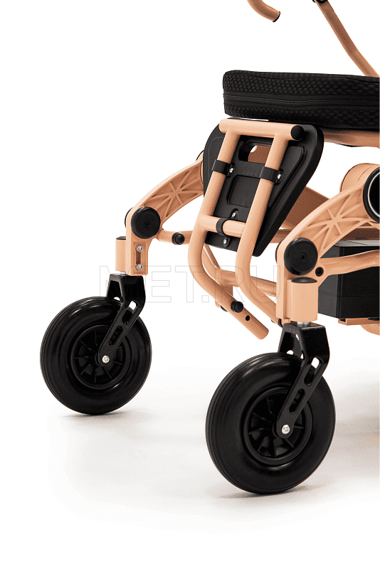 MET Compact 35 Малогабаритное мощное кресло-коляска с электроприводом MET