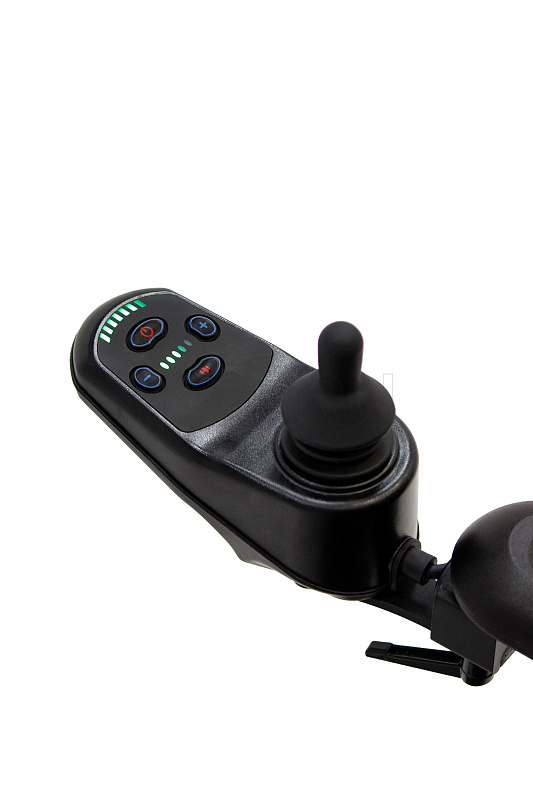 MET Compact Pro 4WS Кресло-коляска с анатомическим сиденьем и системой подруливания 4WS MET