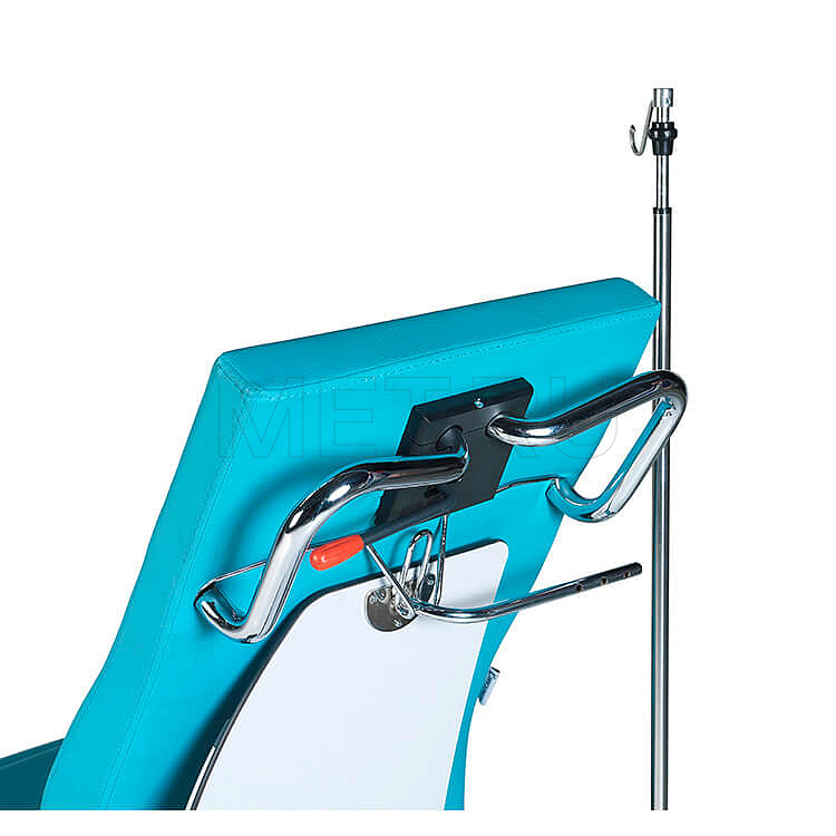 MET B-CARE Кресло гериатрическое