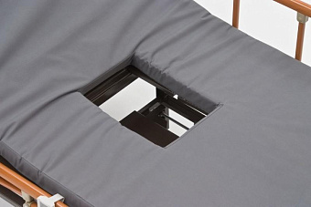 Функциональная электрическая четырёхсекционная кровать с туалетом