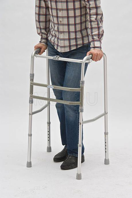 YU710 Ходунки c пошаговым механизмом MET