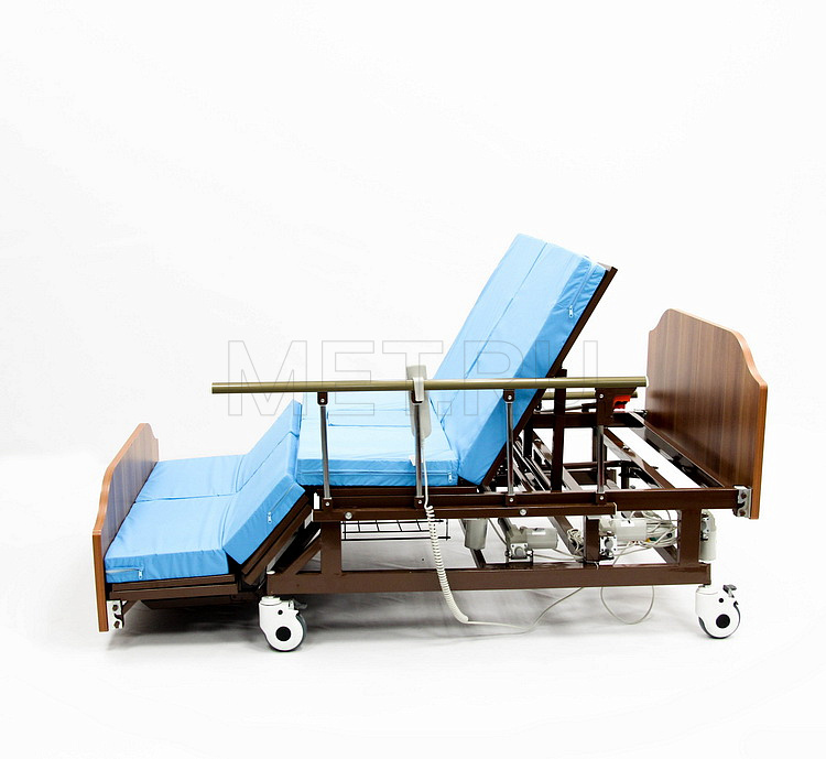 MET REVEL XL ШИРОКАЯ Медицинская кровать  для лежачих больных и инвалидов, с туалетом, переворотом,шириной 120 см МЕТ
