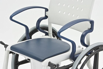 Кресло-коляска с туалетным и душевым оснащением