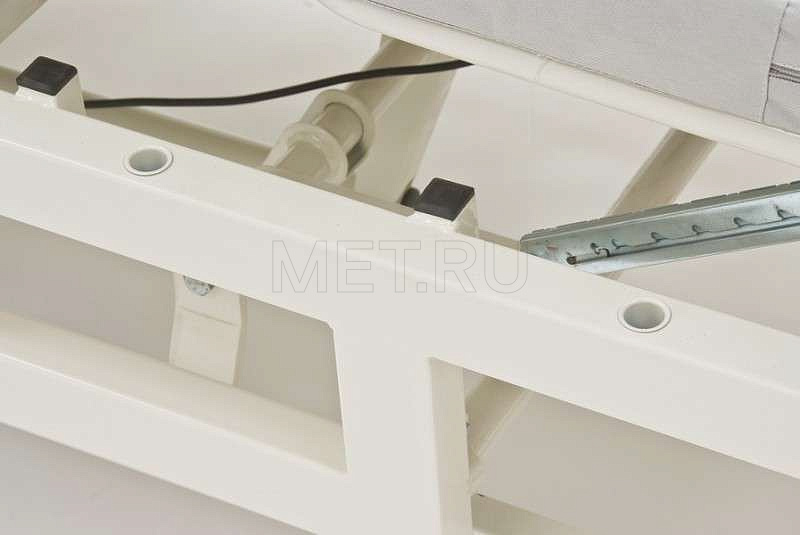 DB-15 (Дельта-15) Кровать для работающих лежачих больных, с электроприводами