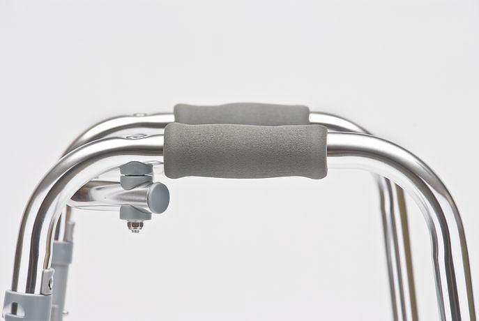 FS 915 L Ходунки шагающие/нешагающие, с переключением MET