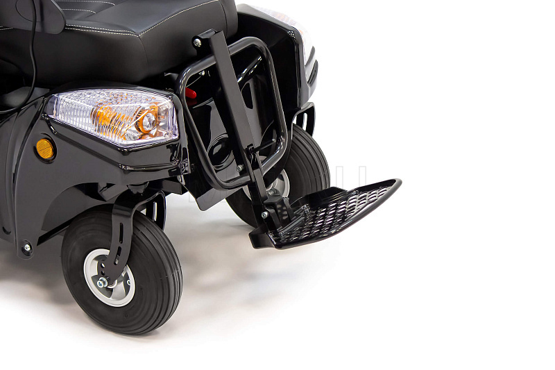 MET INVACAR Кресло-коляска с электроприводом