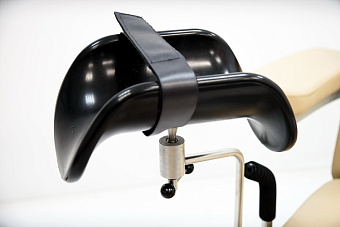 Гинекологическое электроприводное кресло в комплекте со стулом врача, бежевое