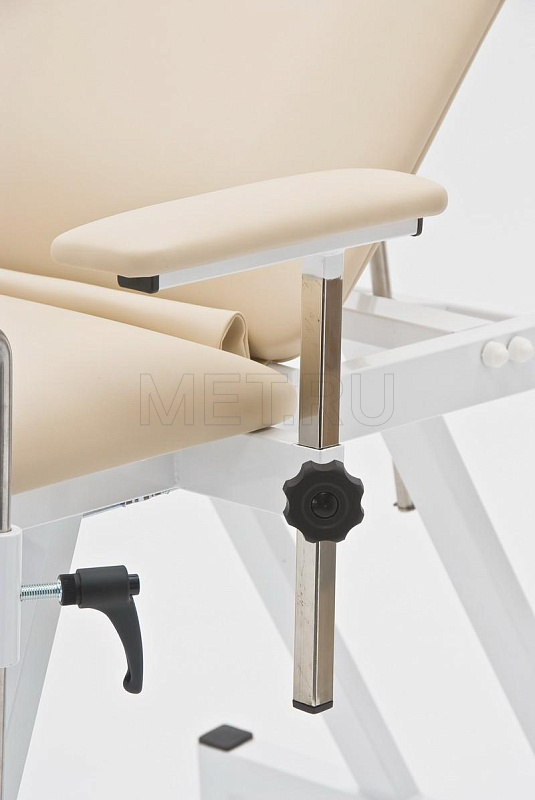  Кресло гинекологическое(зеленое) МЕТ