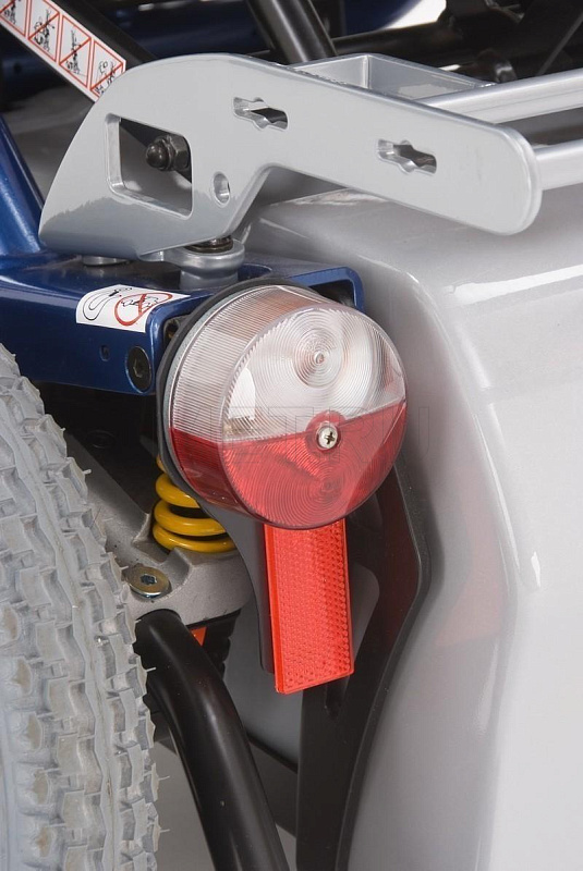 Invacare DRAGON Кресло-коляска с электроприводом и вертикализатором