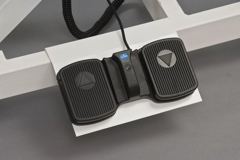 СММ-02-Аском (х.202) Стол массажный MET