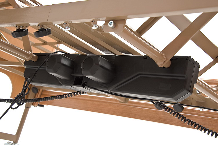 MET TERNA COLOR Кровать медицинская функциональная в текстильном чехле, цвет бордовый MET