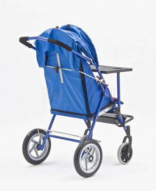 Н 031 Детское кресло-коляска (литые колёса) MET