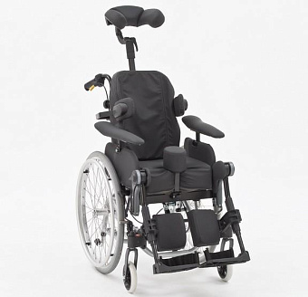 Кресло-коляска комфортное маленького размера