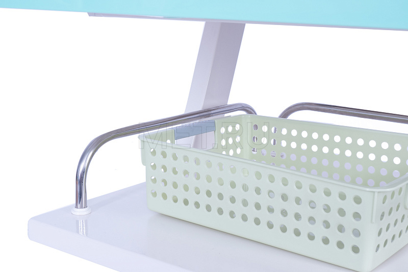 МЕТ AVK-130 Столик-тележка медицинский трёхполочный с выдвижным ящиком и набором аксессуаров от производителя