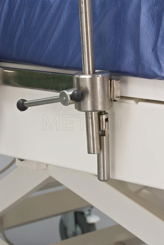 КМРэ138-МСК (код МСК-138) Кровать для родовспоможения с регулировкой высоты на электроприводе MET