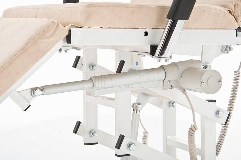 MМ №11м Кресло универсальное с тремя электроприводными регулировками MET