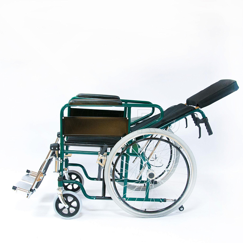 FS 902 GC Кресло-коляска инвалидная с высокой спинкой, стальная МЕТ