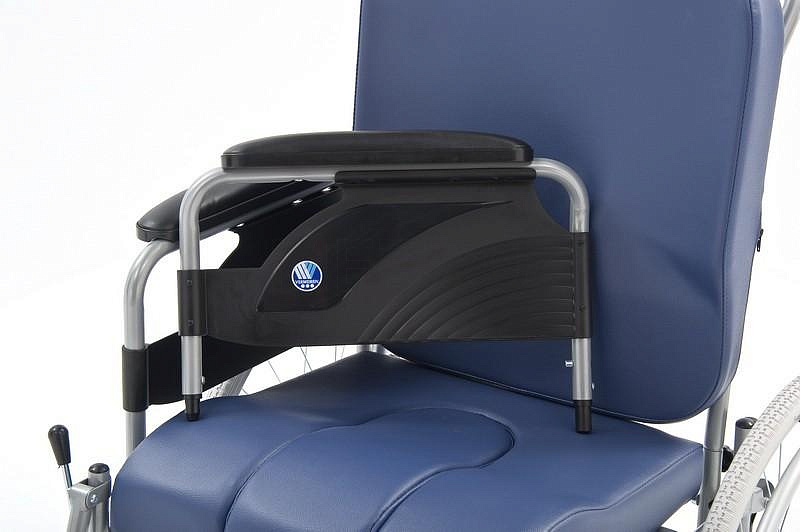 Vermeiren 9300 (Бельгия) Кресло-коляска с санитарным оснащением ширина сиденья 50 см от производителя