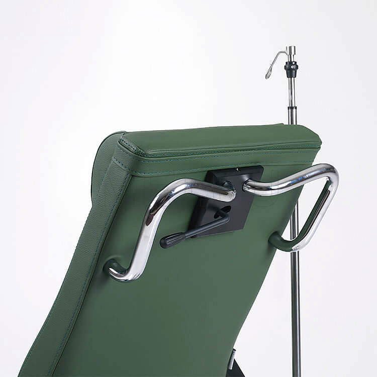 MET CARE-XL Кресло гериатрическое подходит для пациентов с избыточным весом MET