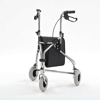 Трёхколёсный ролятор с регулируемой высотой рукояток