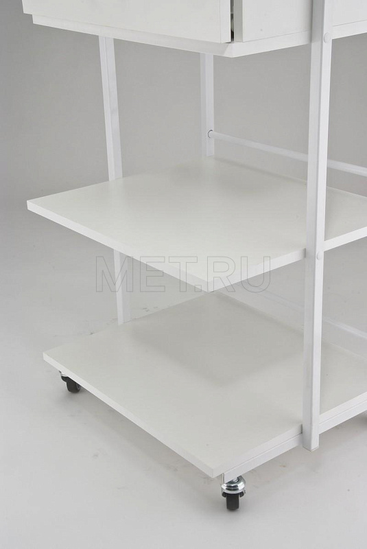 СТ-11д Манипуляционный стол из тонкостенного стального профиля, полки ЛДСП MET