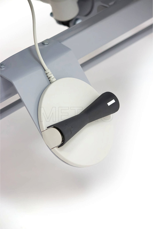 МЕТ KS-610 Стол смотровой MET