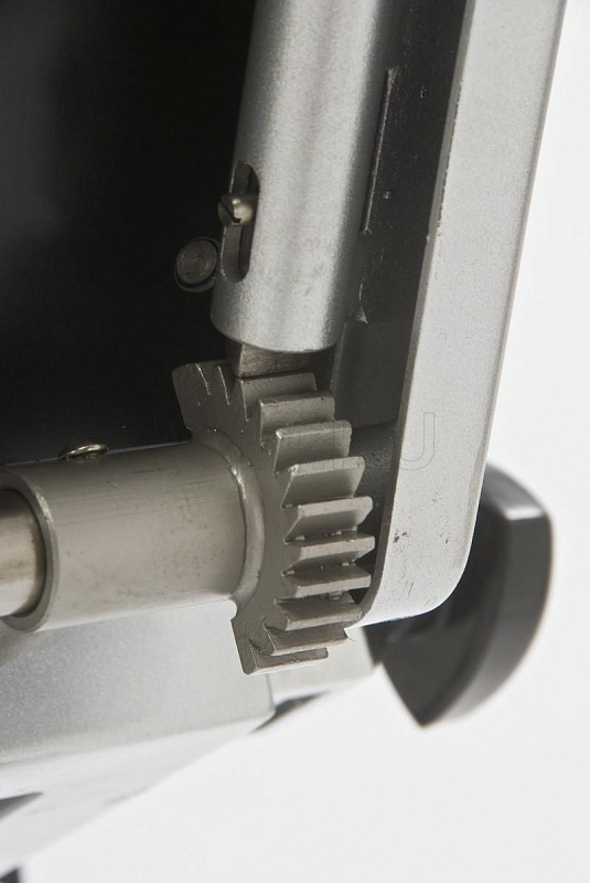 ST-I Операционный стол с гидравлической регулировкой высоты МЕТ