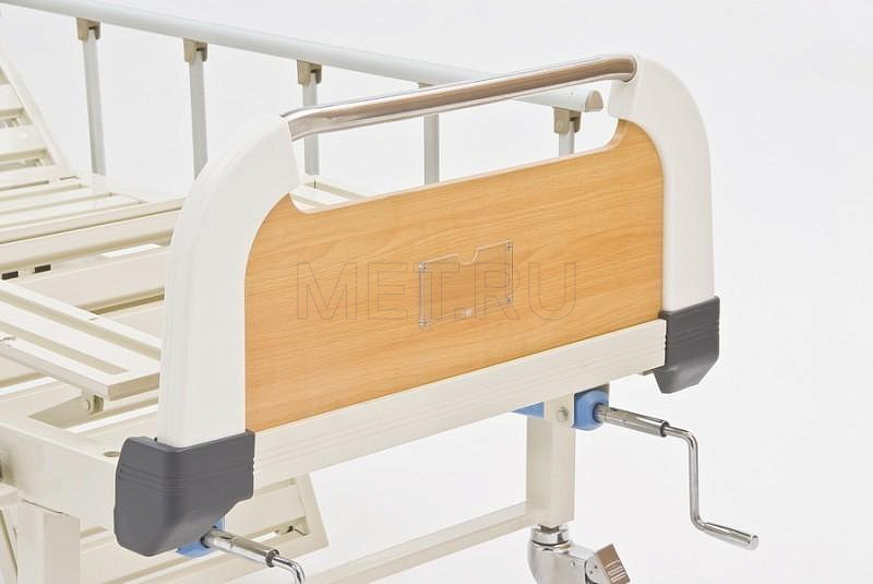 F-43 с боковыми огражд., без штанги для подтягивания Медицинская кровать с туалетом и положением кардио-кресло MET