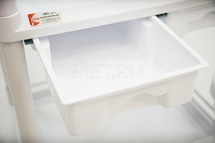 MET SPY-120 (цвет Белый) Пластиковый манипуляционный стол с двумя полками и двумя ящиками MET