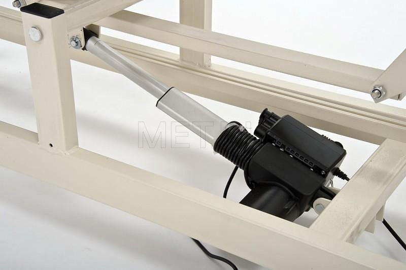 Wendermann Steel 9 Type 2 Cream Стол массажный/перевязочный трехсекционный с электроприводом, кремовый MET