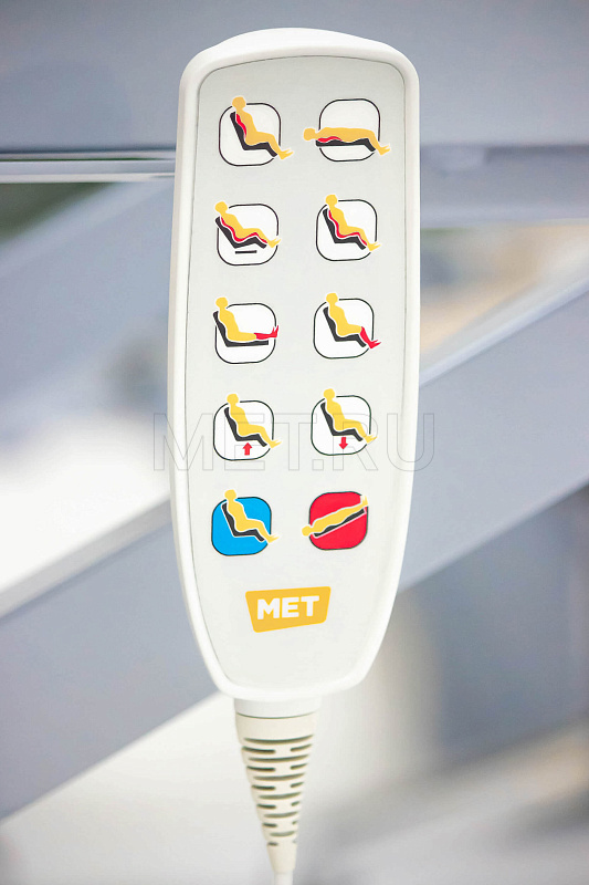 МЕТ KR 16 Гинекологическое кресло-кровать с электроприводом и со стулом для врача в комплекте МЕТ