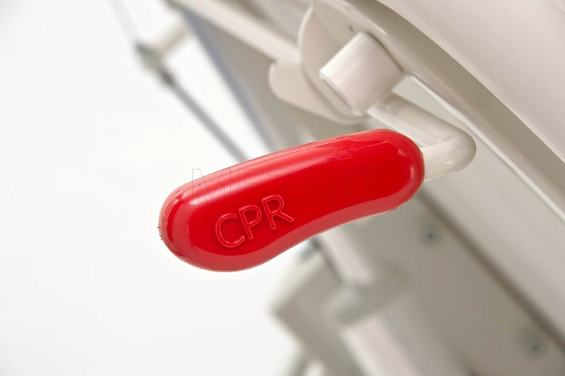 MET TATRA Реанимационная  кровать с ВЕСАМИ на   колоннах- DeWert