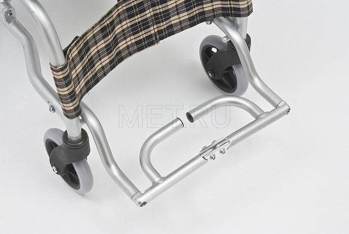 FS804-37 Легкое кресло-каталка МЕТ