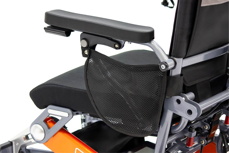 MET COMPACT PLUS Кресло-коляска складная с электроприводом МЕТ