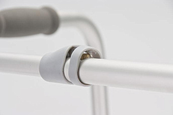 Ходунки c пошаговым механизмом