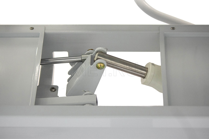 МЕТ ТВ-140 Тележка-каталка для перевозки больных с гидравлической системой регулировки высоты МЕТ