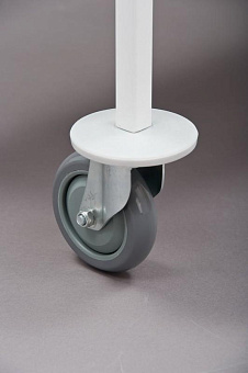 Стол манипуляционный  на металлокаркасе, столешница и полки - Нерж.