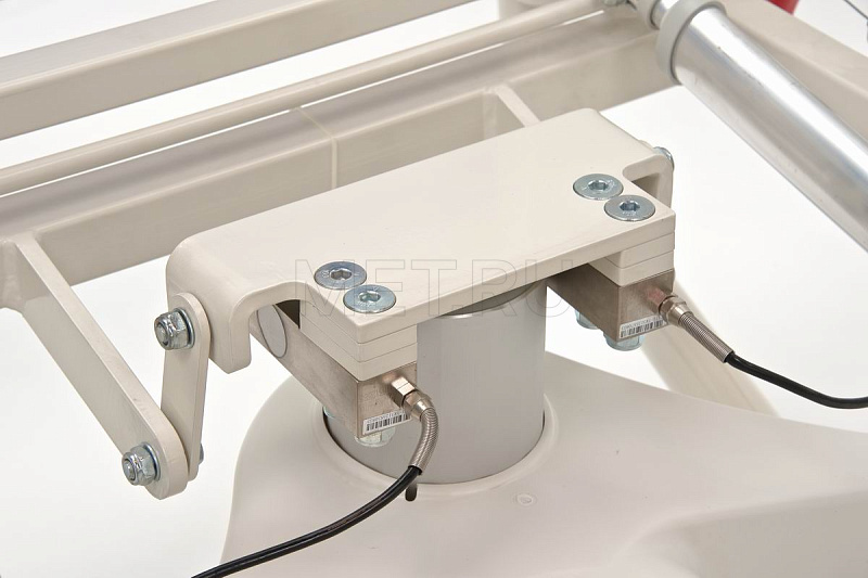 MET TATRA Реанимационная  кровать с ВЕСАМИ на   колоннах- DeWert от производителя