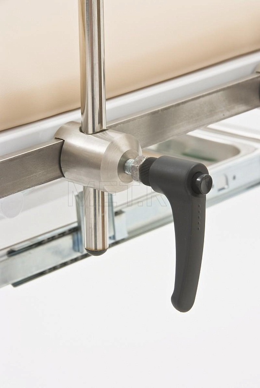 КСМ-ПУ-07э, два электропривода, беж Гинекологическое кресло-стол для малых хирургическиз вмешательств MET