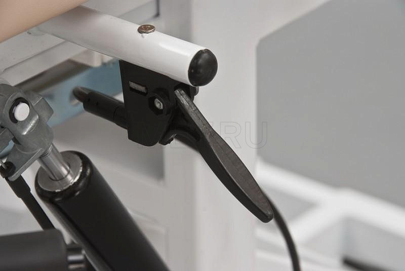  Гинекологическое кресло на гидроприводе, бежевое МЕТ