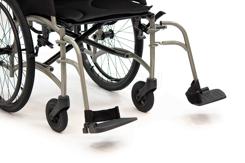 MET FLY 300 Кресло-коляска инвалидная алюминиевая, облегченная