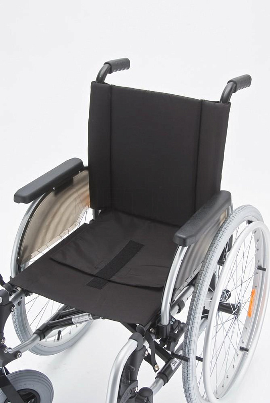 СТАРТ - 50,5 ЛИТЫЕ К. Комнатная инвалидная коляска  Отто-Бокк МЕТ