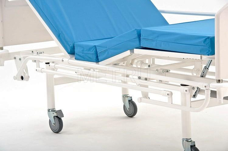 МЕТ 3-01 New Кровать медицинская функциональная четырехсекционная винтовая