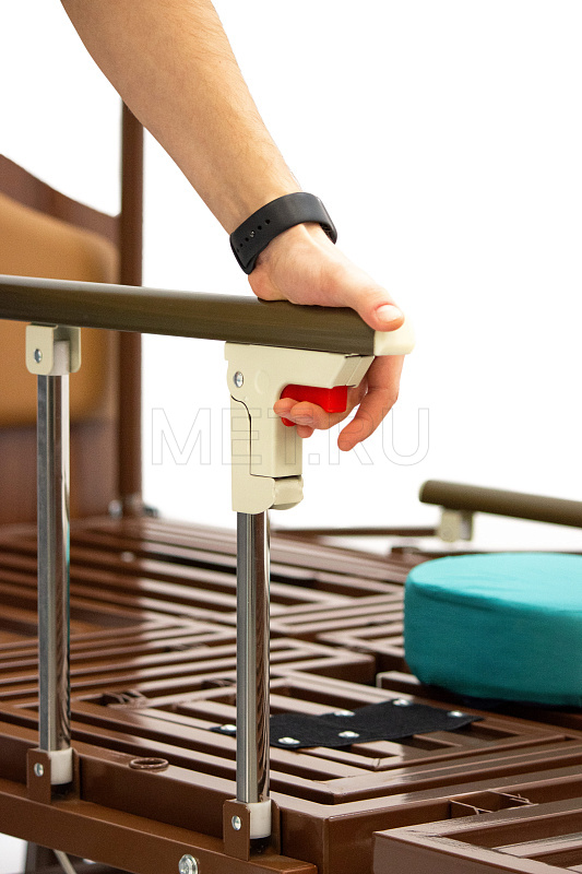 МЕТ РЕАЛТА (REALTA) Кровать-кресло с "ушками" - для сна в положении сидя, с регулировкой высоты, с переворотом и туалетом (без матраса) MET