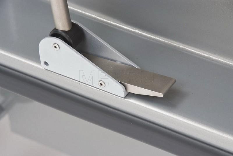 Элпис Тележка медицинская реанимационная 2-секционная MET